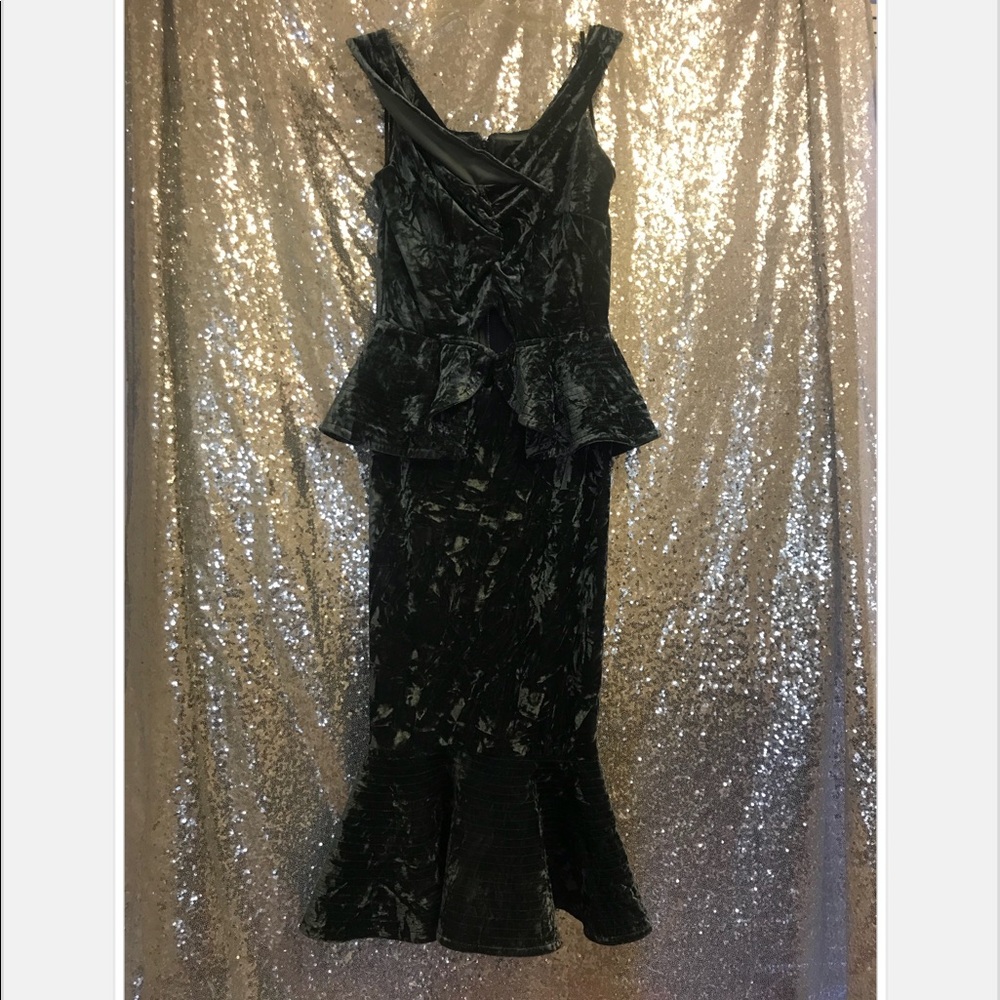 Crushed Velvet Off The Shoulder Peplum Midi Dress